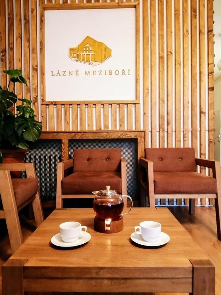 Lazne Mezibori 호텔 외부 사진